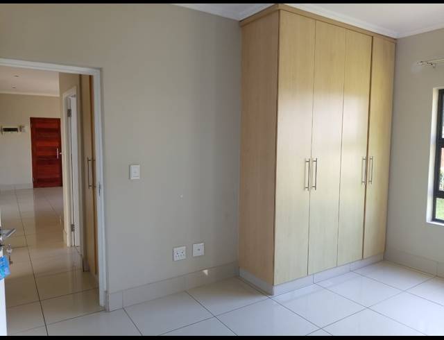 3 BEDROOM APARTMENT TO LET IN UMHLANGA RIDGE